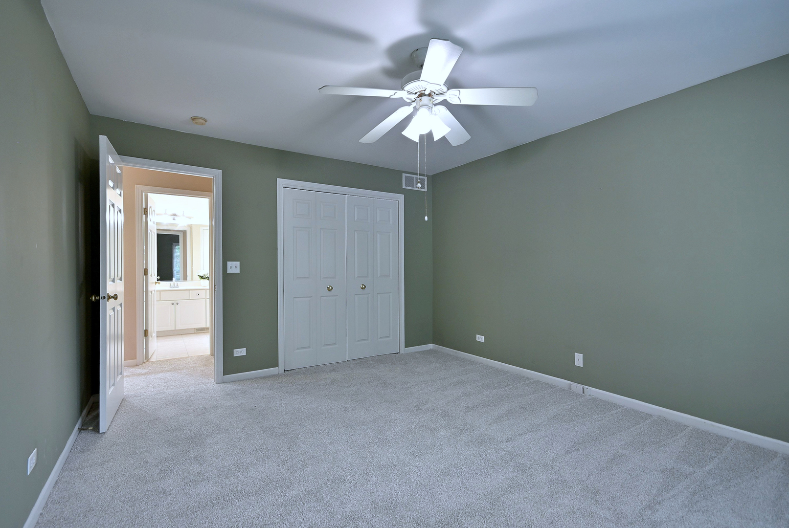 1944 Clyde Drive Property Photo 43