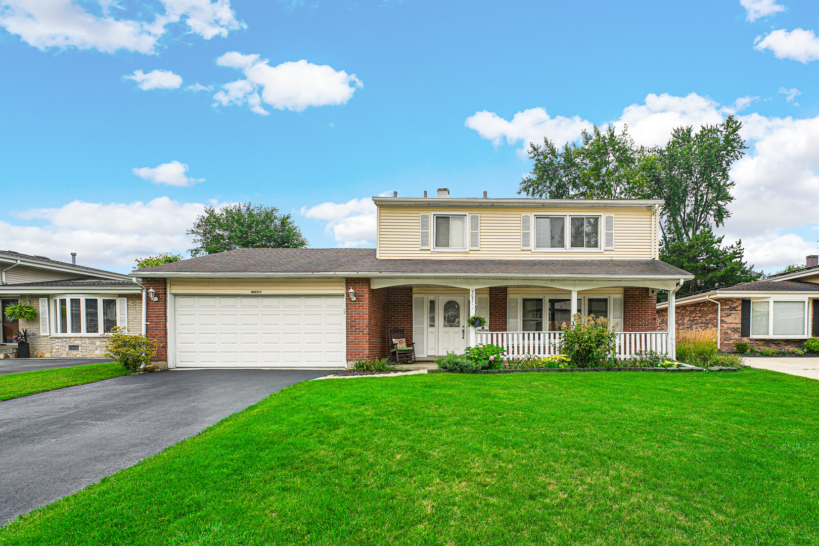 9031 Shady Drive Property Photo 1