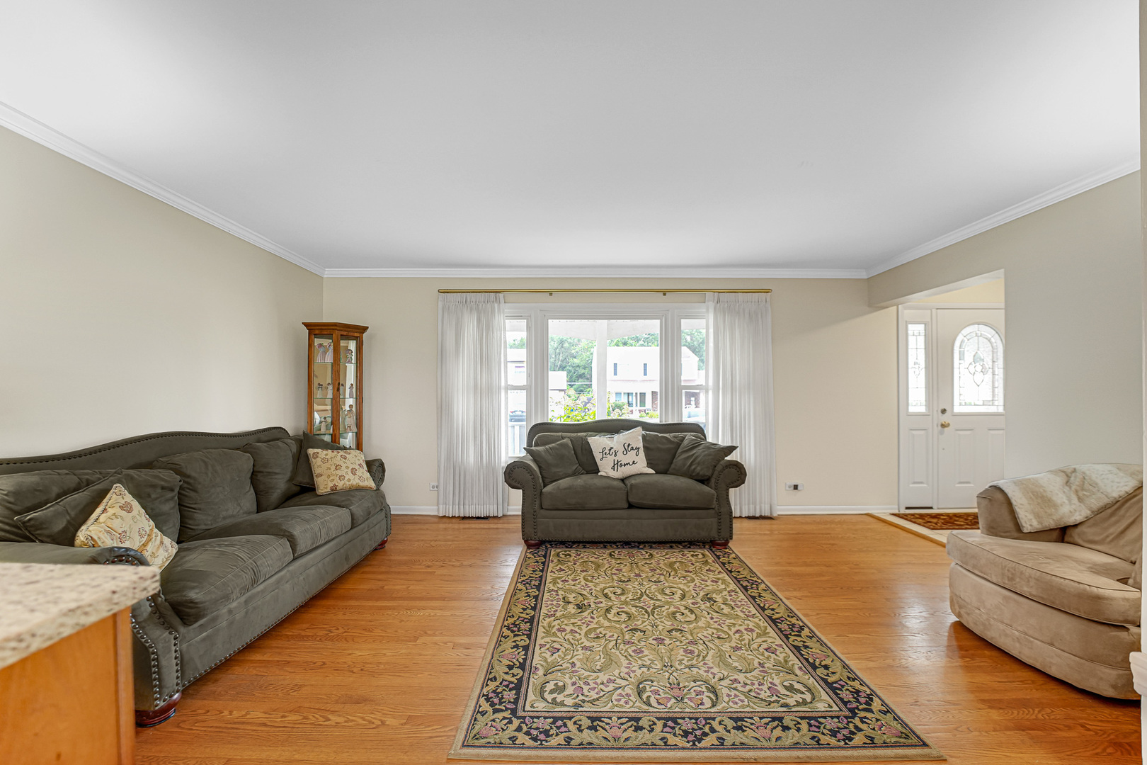 9031 Shady Drive Property Photo 4