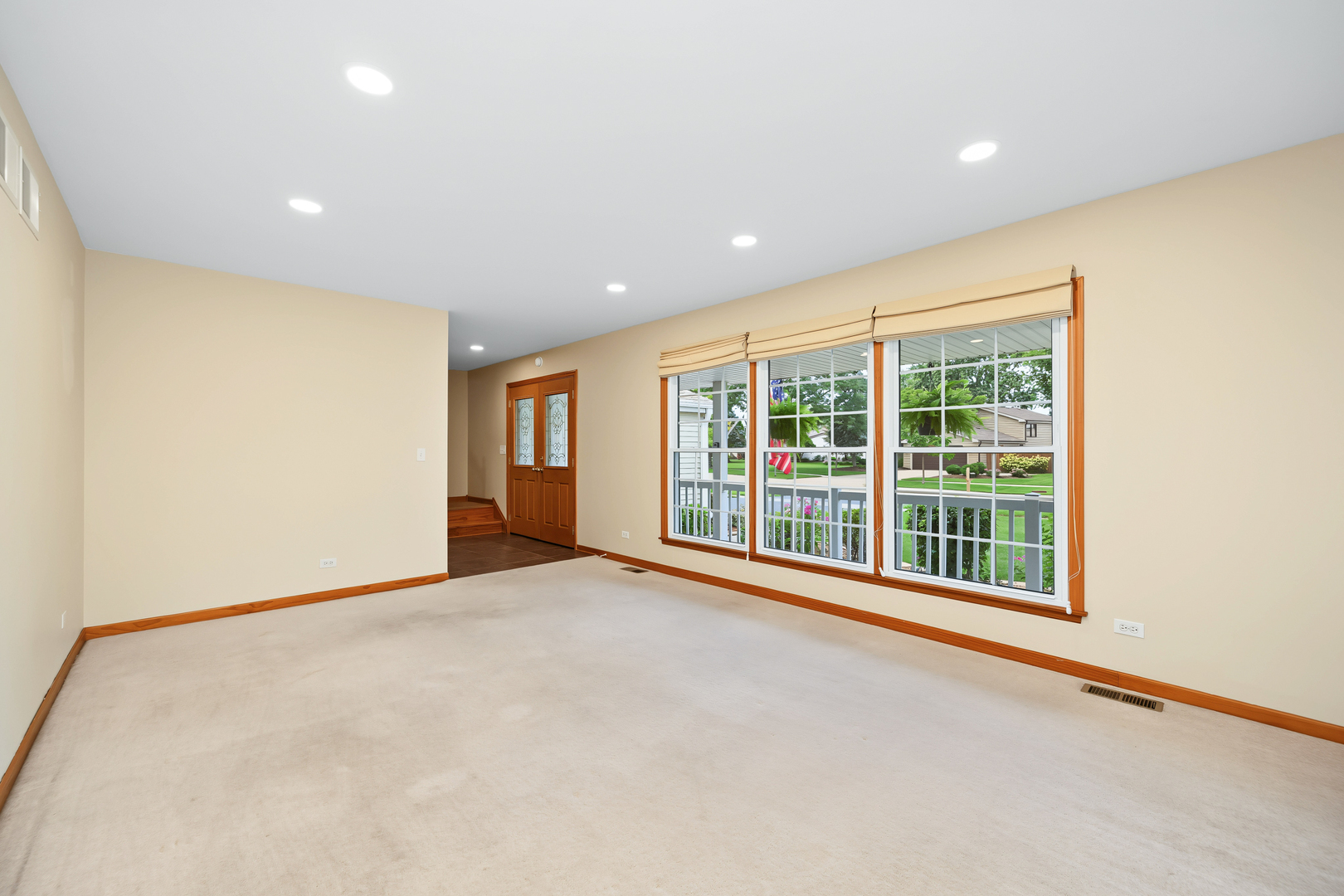 567 Hamilton Avenue Property Photo 8