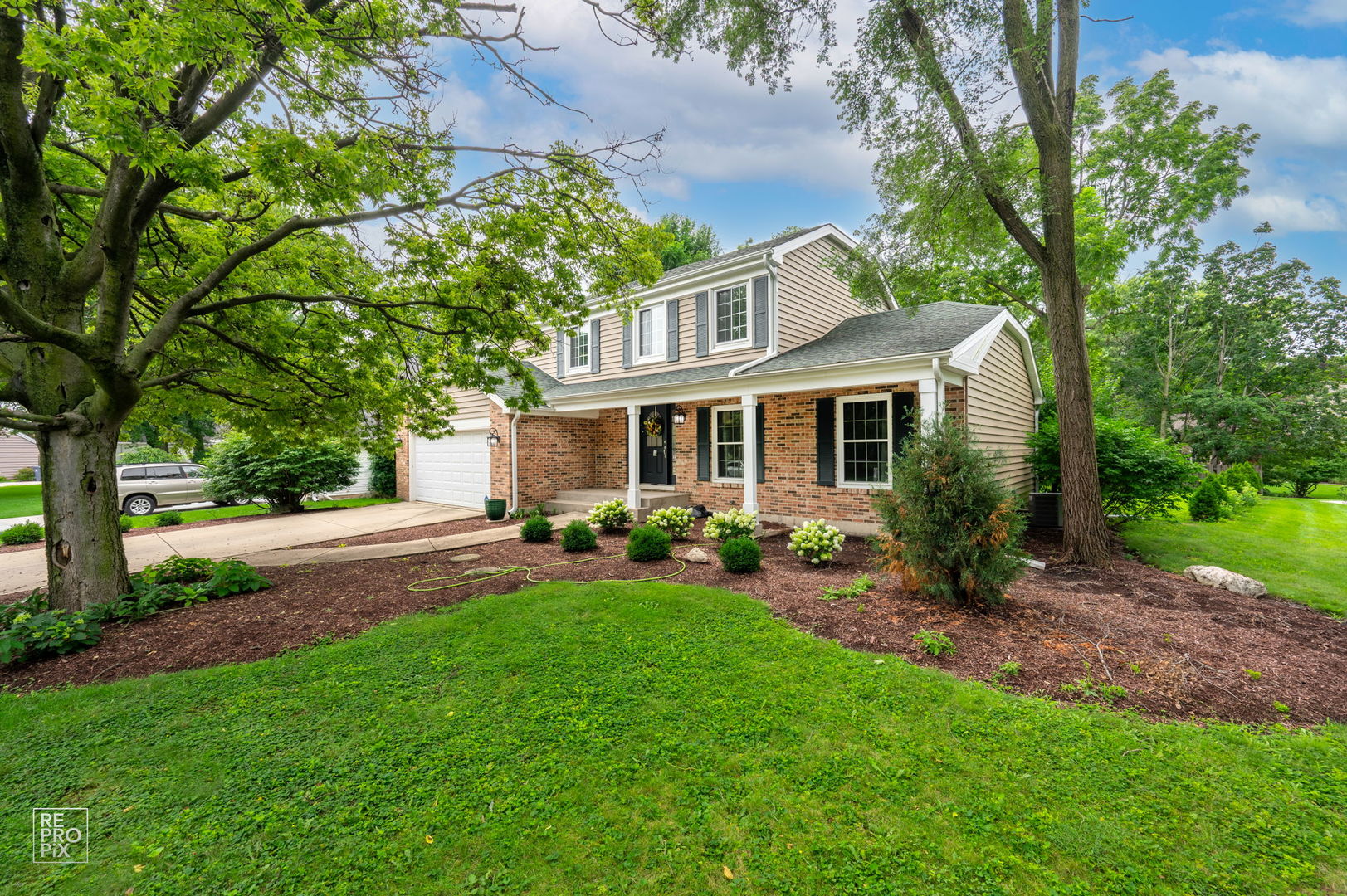 683 Honeysuckle Lane Property Photo 1