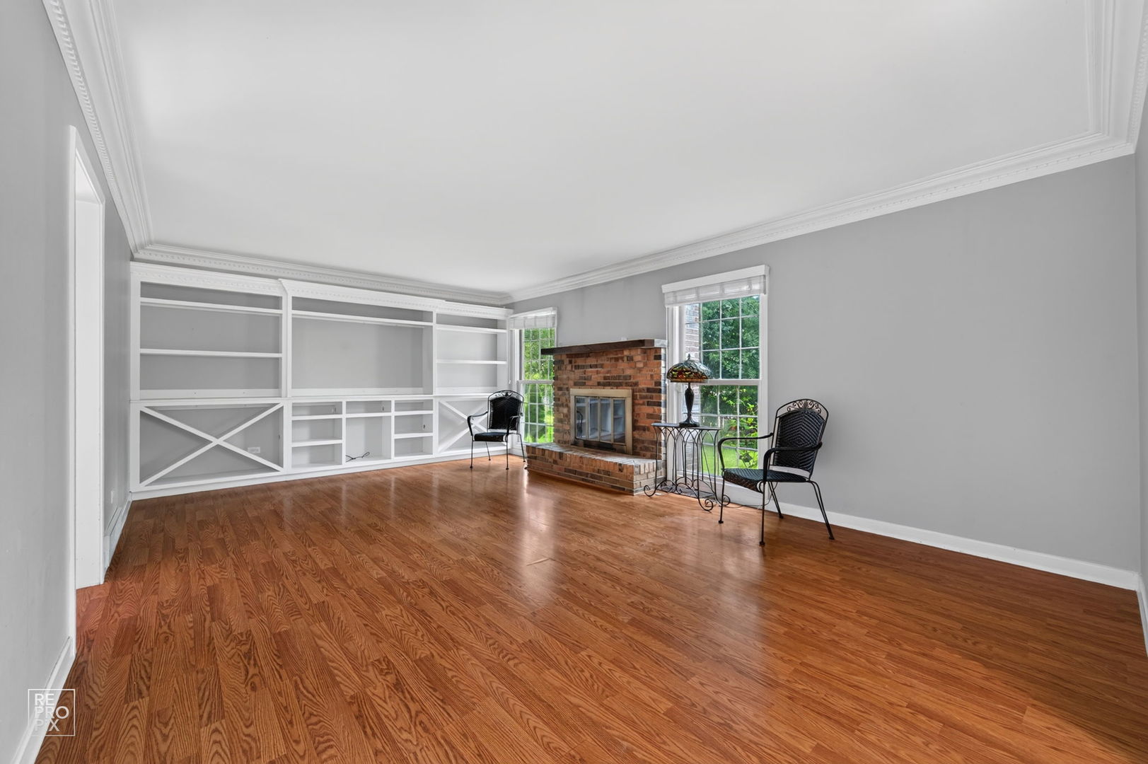 683 Honeysuckle Lane Property Photo 6
