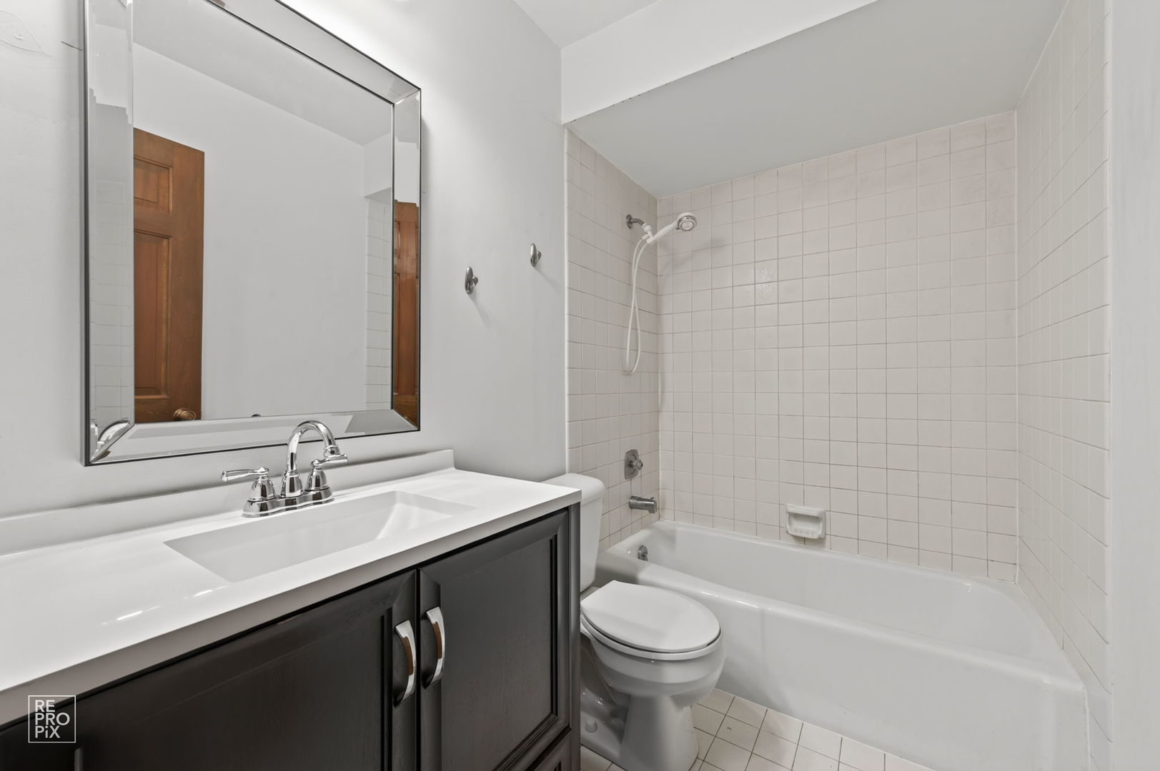 683 Honeysuckle Lane Property Photo 10