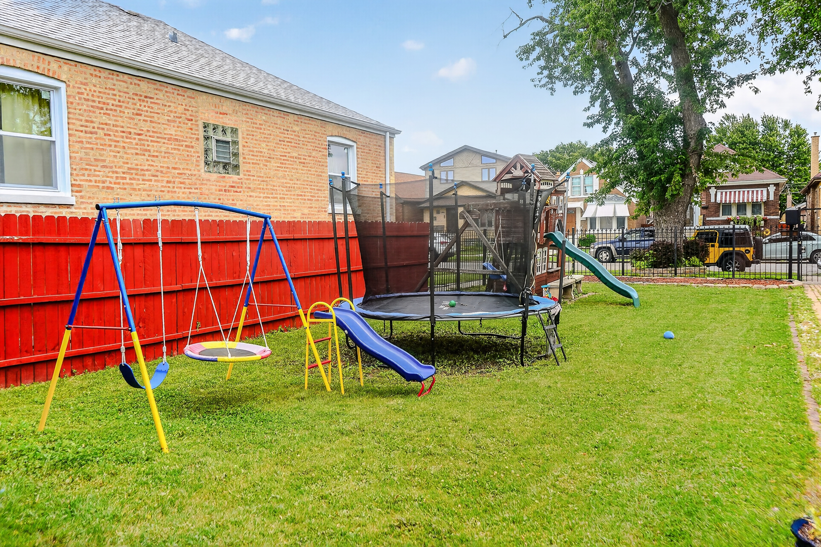 6452 S Kolin Avenue Property Photo 3