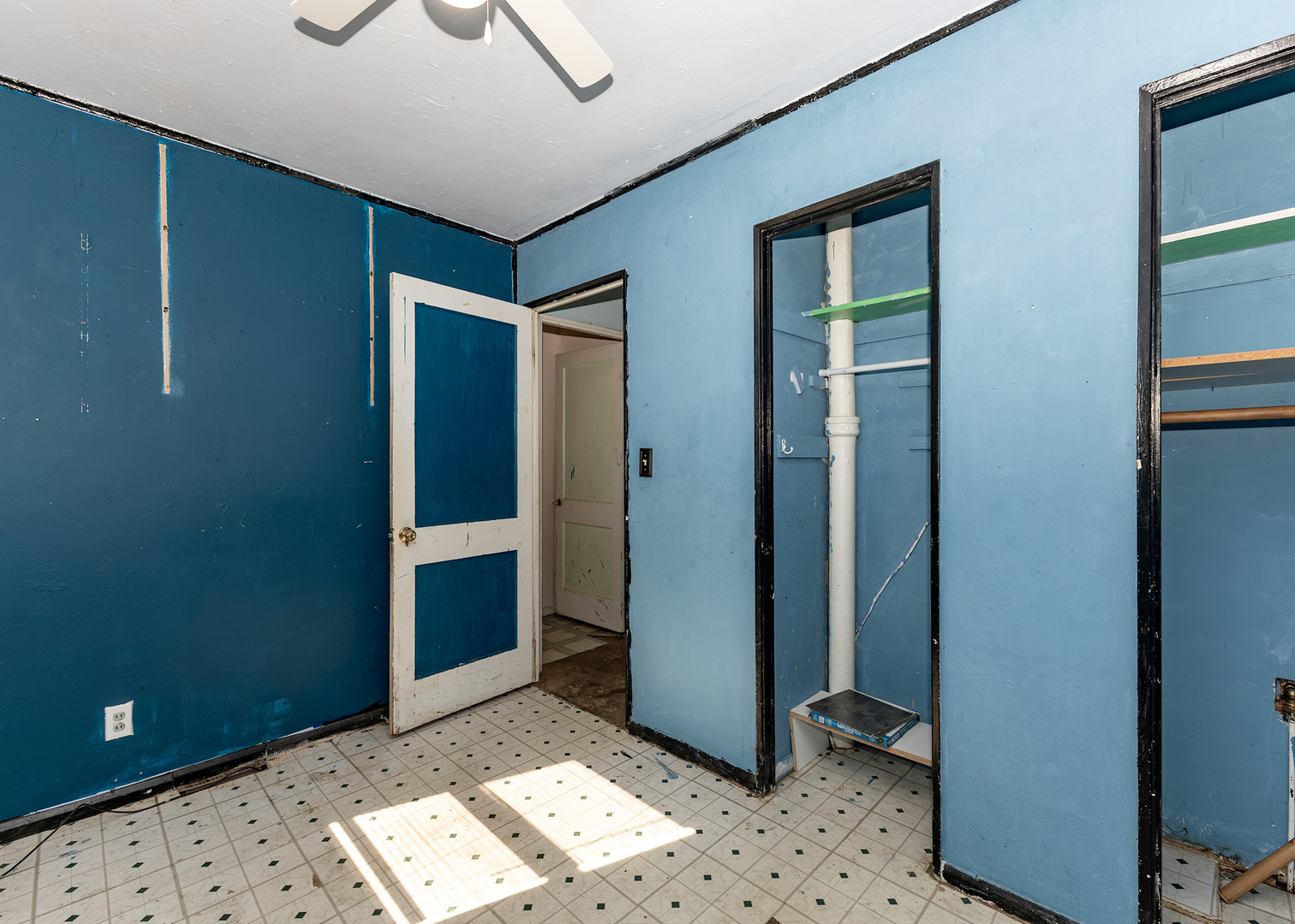 218 E South Street Property Photo 14