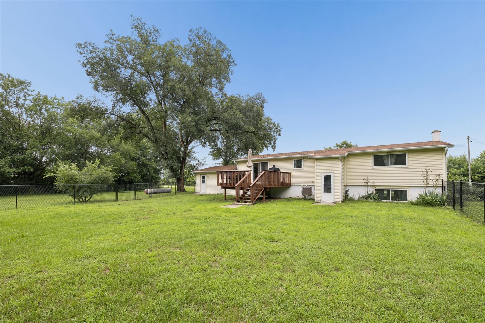 12793 Black Road Property Photo 5