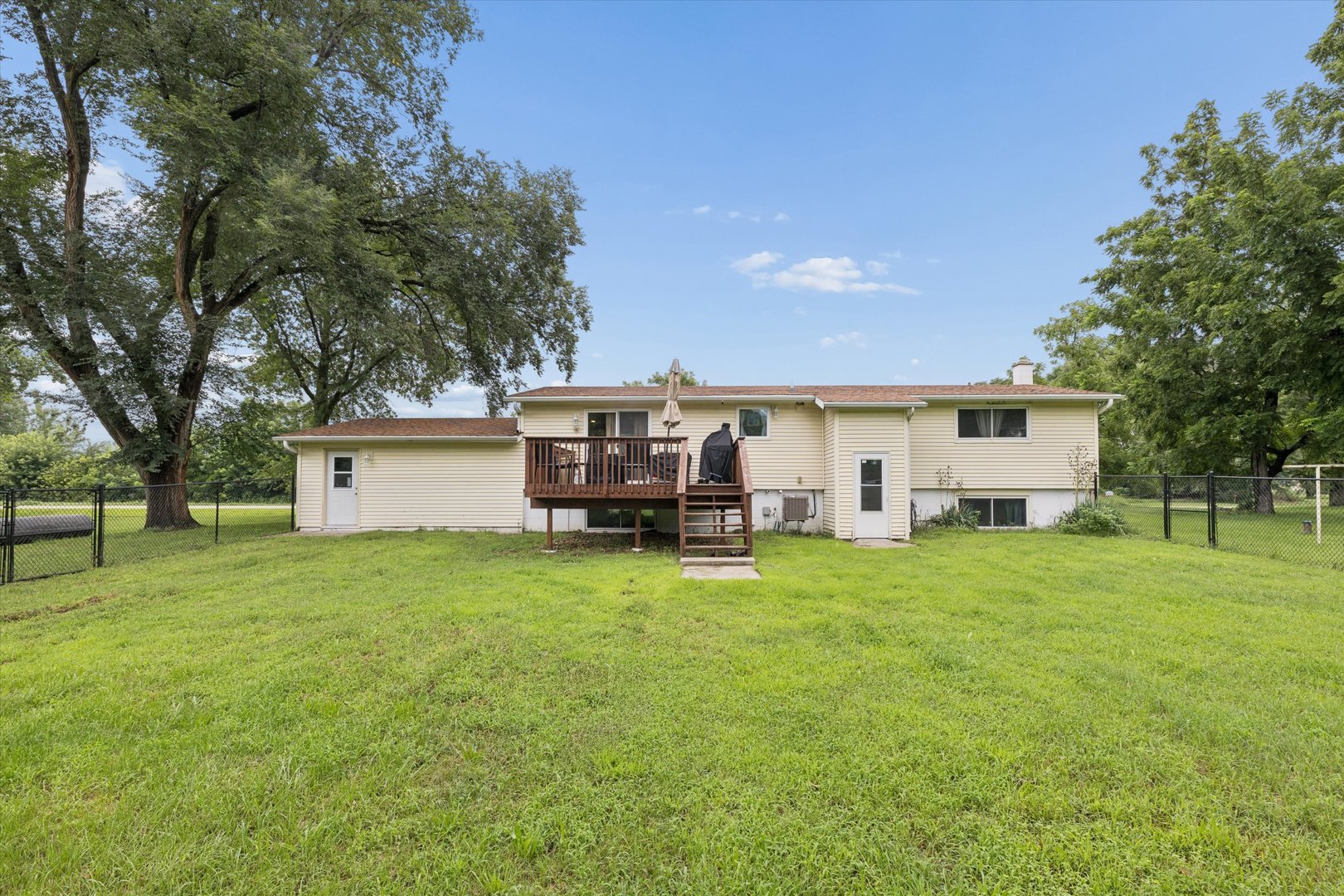 12793 Black Road Property Photo 6