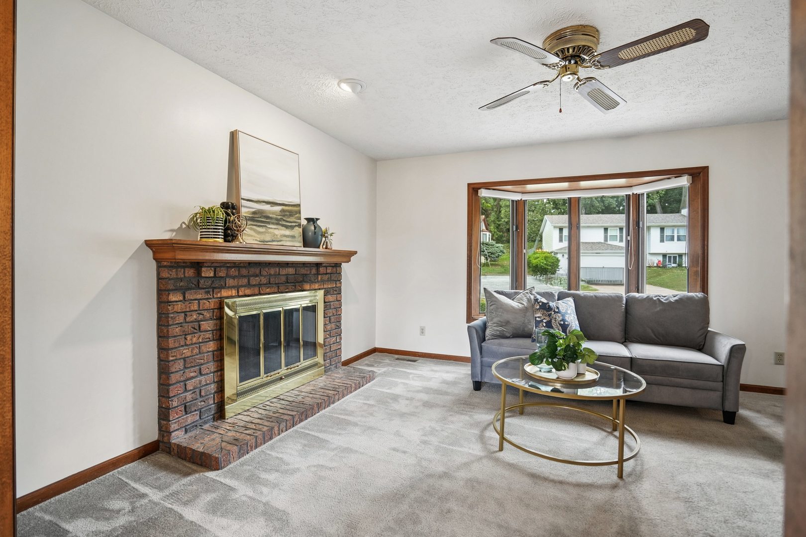 4806 Taylor Street Property Photo 4