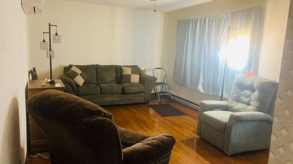 12734989 Property Photo 4