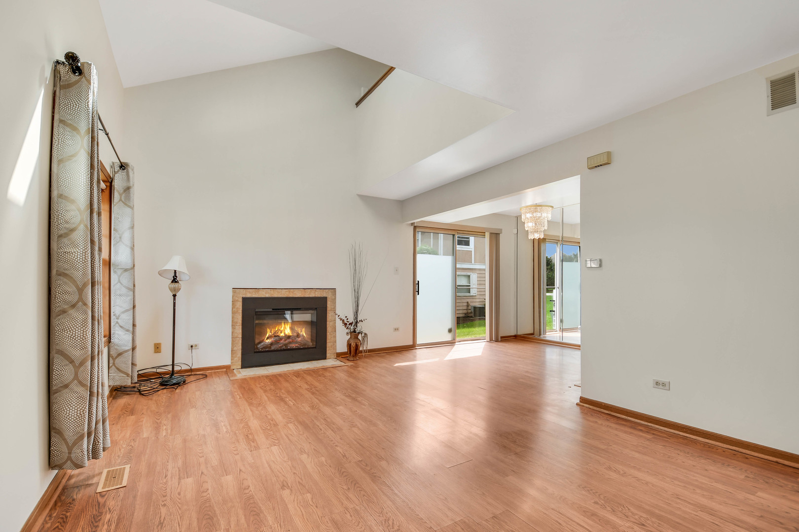 4007 193rd Street - Property Photo 3