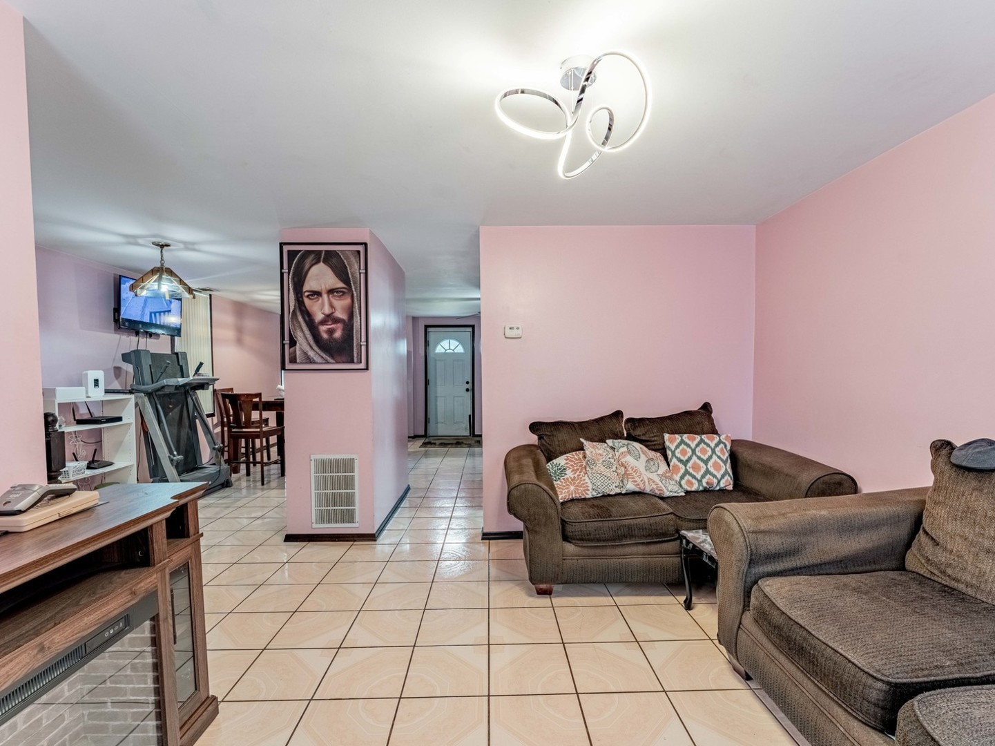 3311 S Damen Avenue Property Photo 3