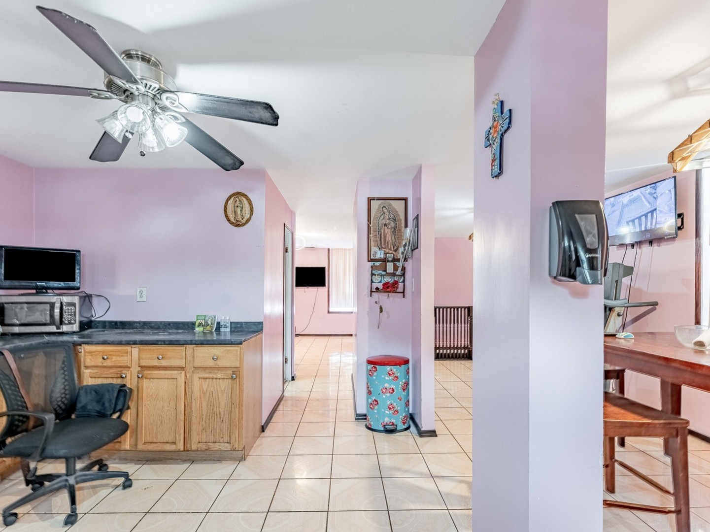 3311 S Damen Avenue Property Photo 6