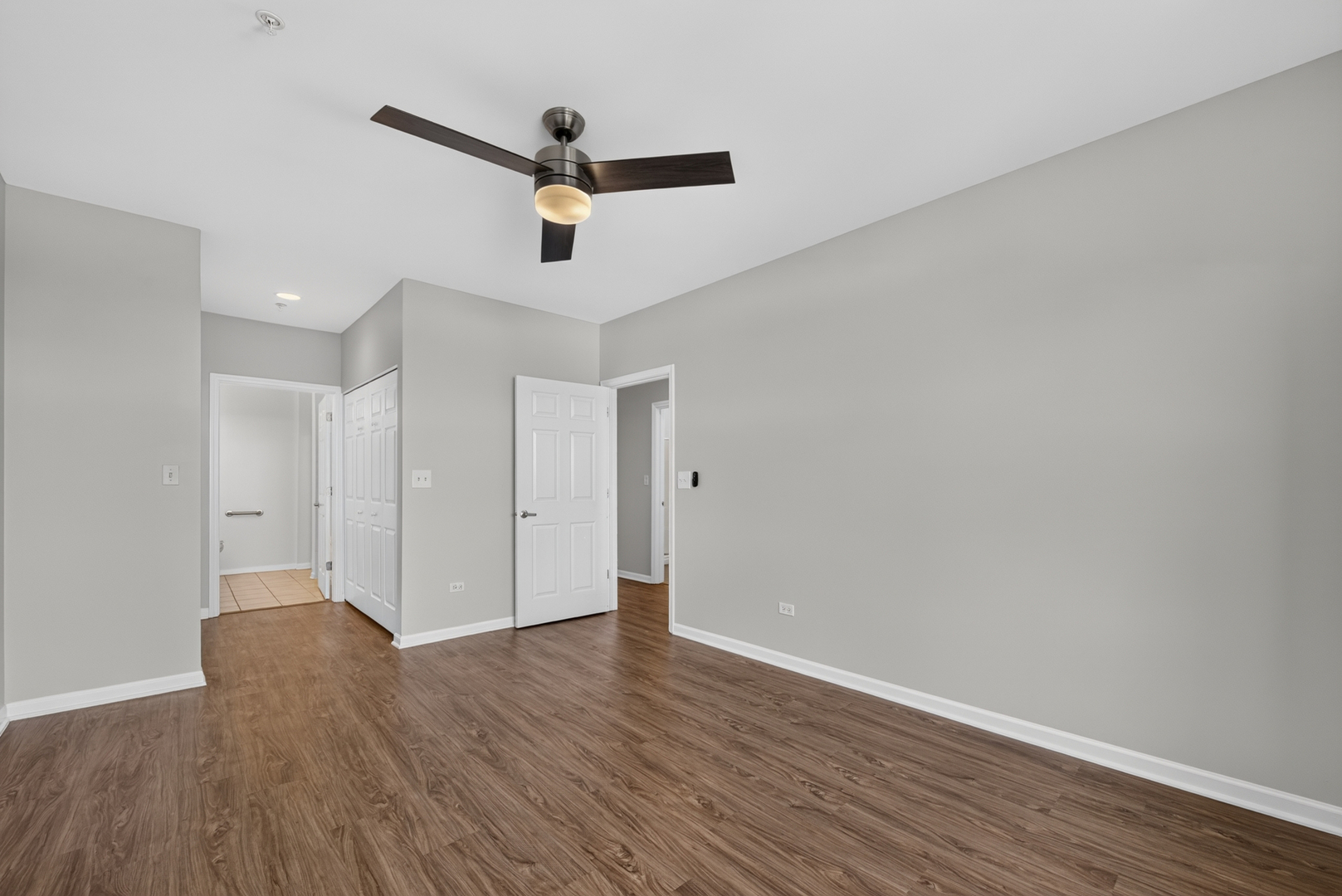 1700 Riverwoods Drive 706 Property Photo 16