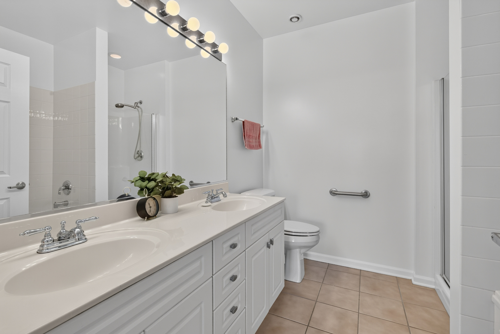 1700 Riverwoods Drive 706 Property Photo 18