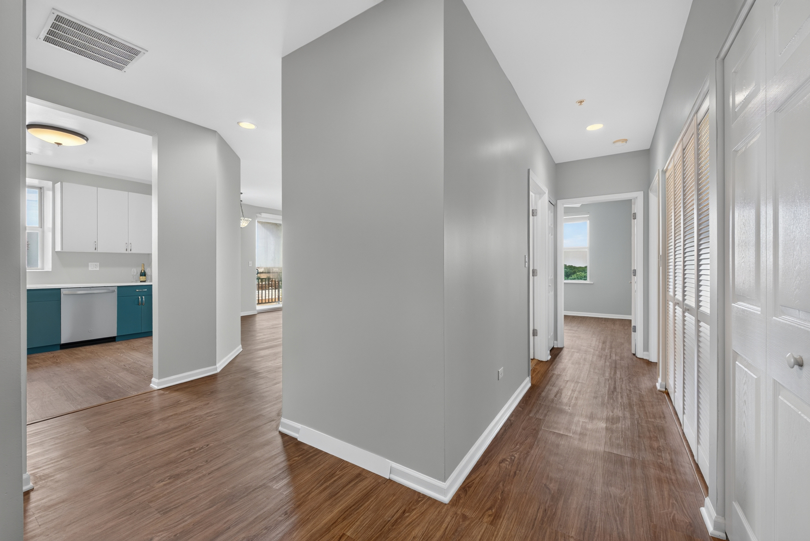 1700 Riverwoods Drive 706 Property Photo 24