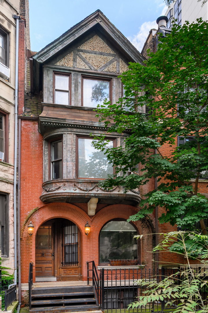 57 E Cedar Street Property Photo 1