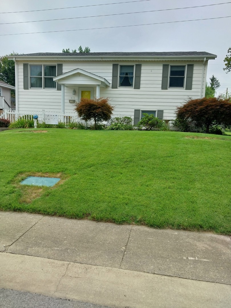 415 Southampton Drive - Property Photo 2