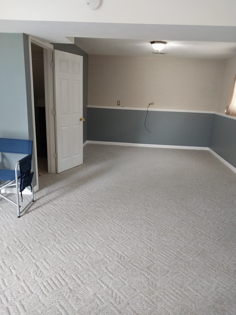 415 Southampton Drive - Property Photo 5