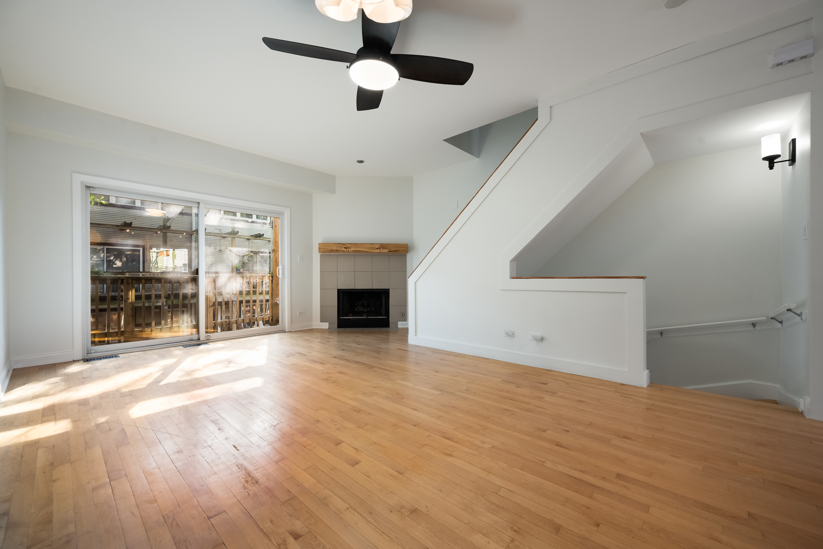 1540 N Greenview Avenue D Property Photo 7