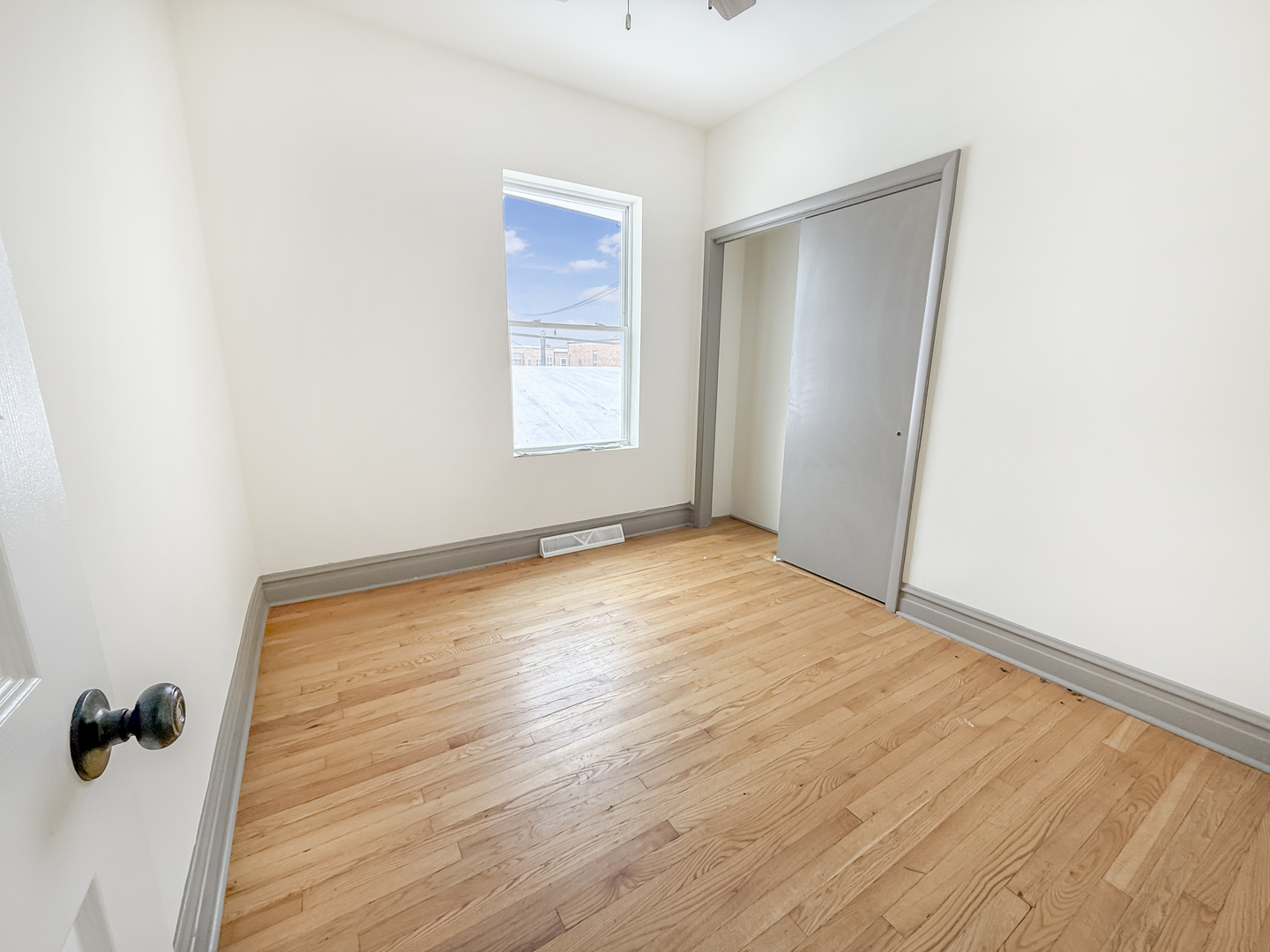 6332 S Central Avenue Property Photo 20