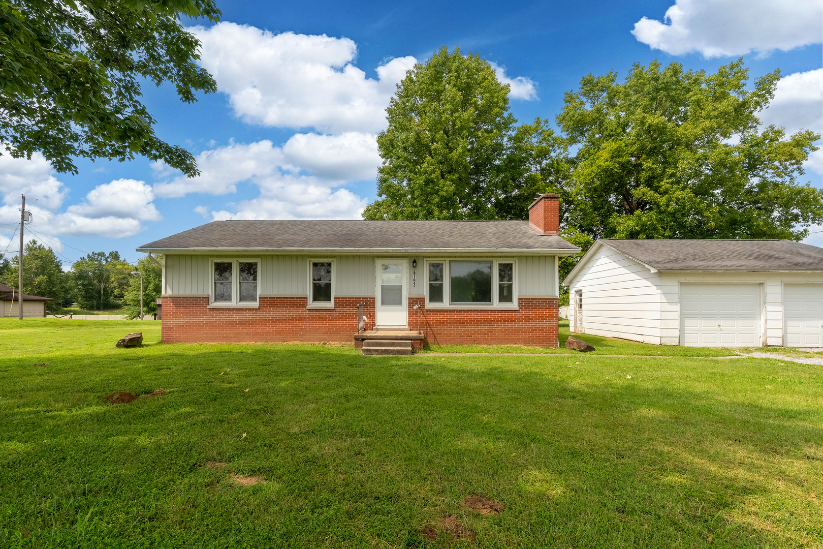 6793 Giant City Road Property Photo 3