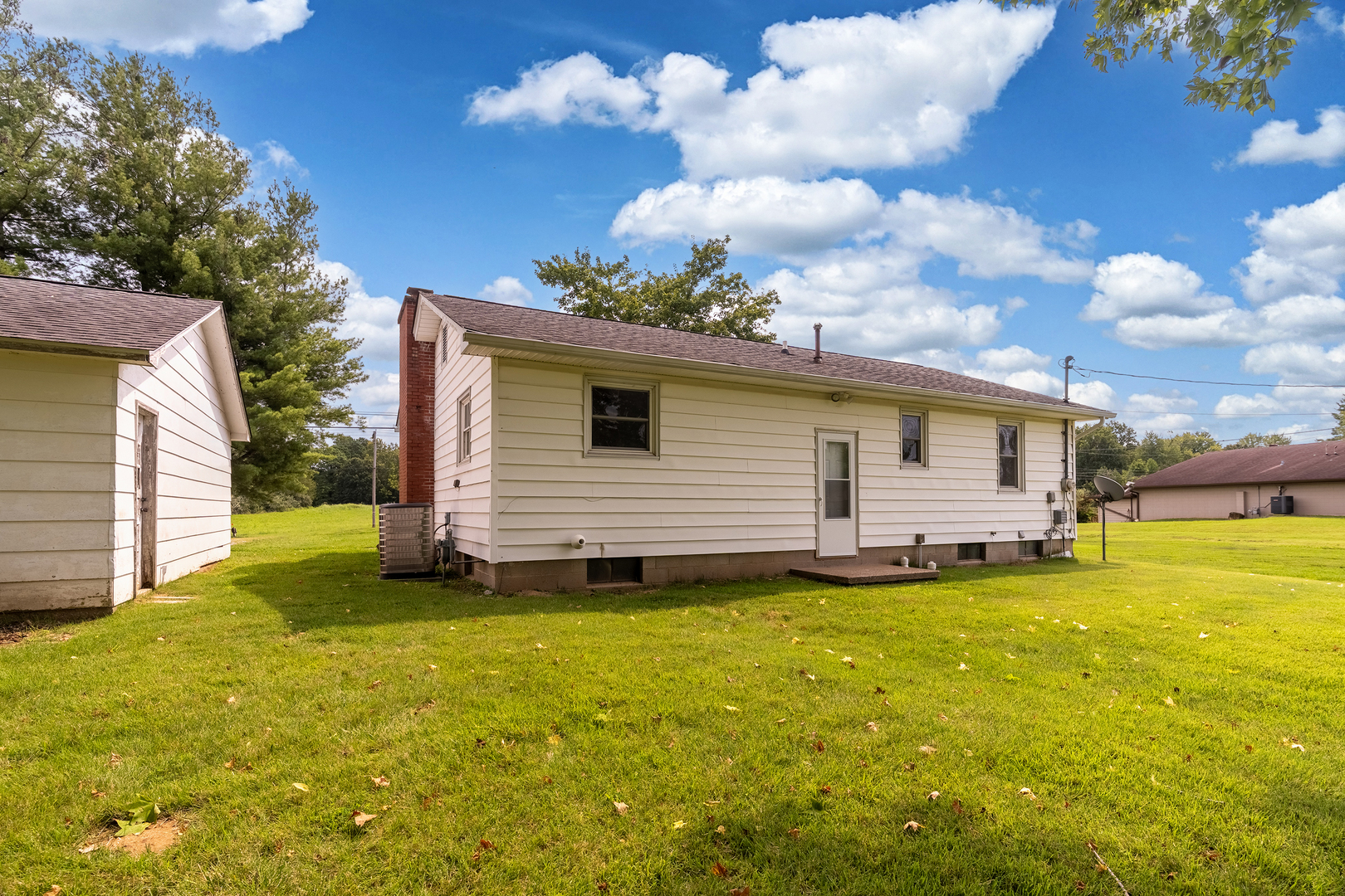 6793 Giant City Road Property Photo 21