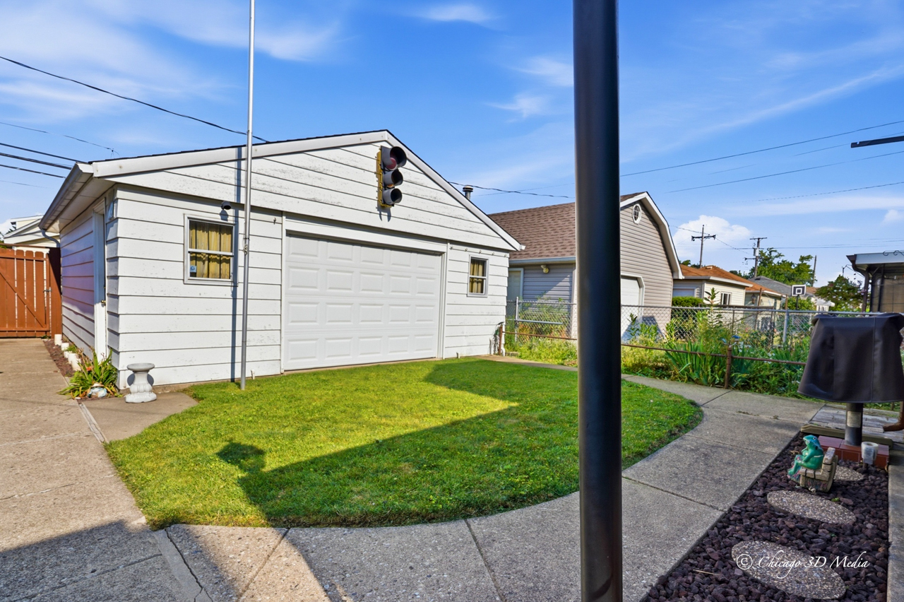 4120 N Ottawa Avenue Property Photo 4
