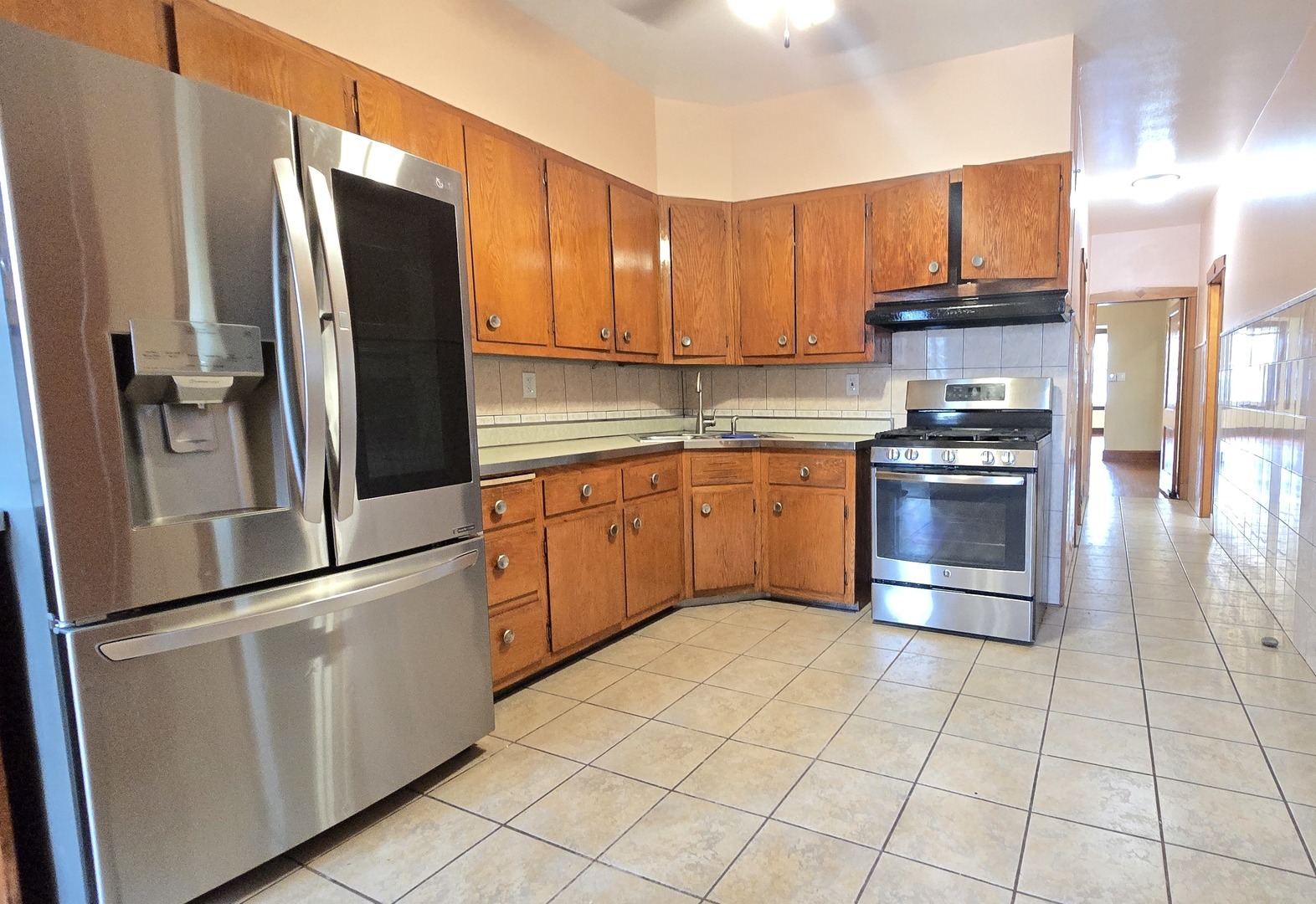 3337 N Springfield Avenue 1 Property Photo 2