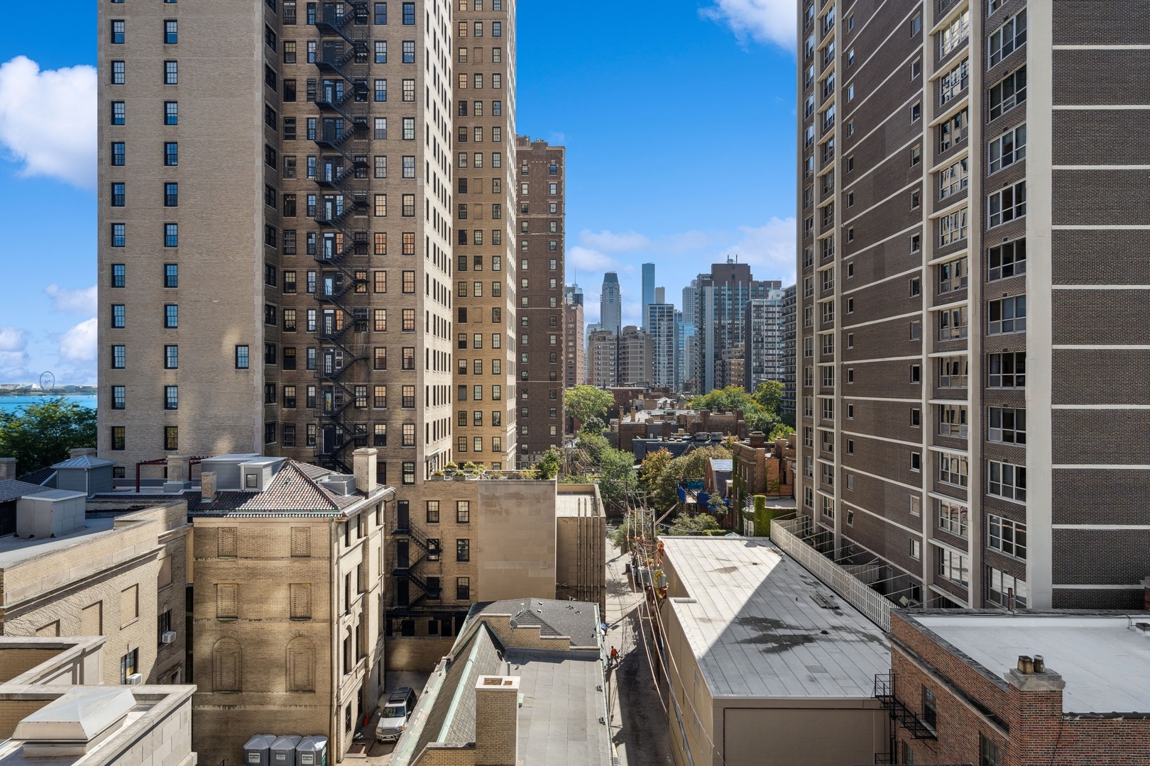 1540 N Lake Shore Drive 8n Property Photo 32