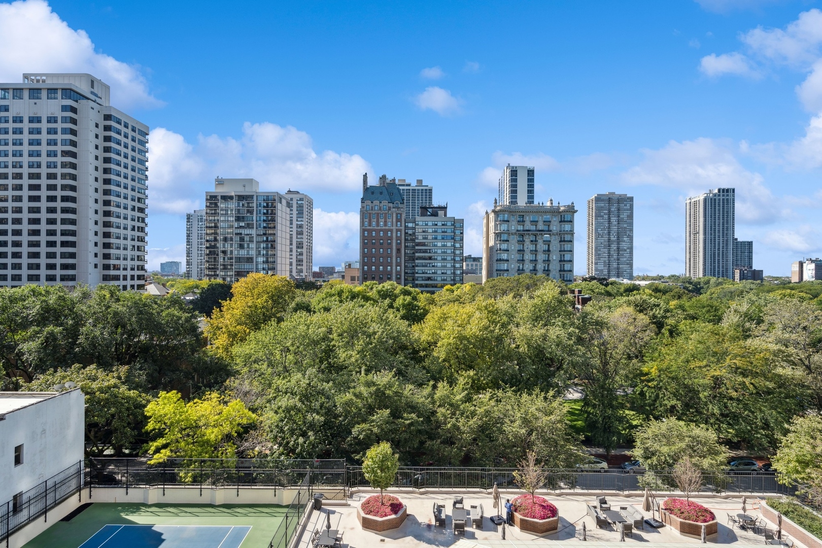 1540 N Lake Shore Drive 8n Property Photo 33
