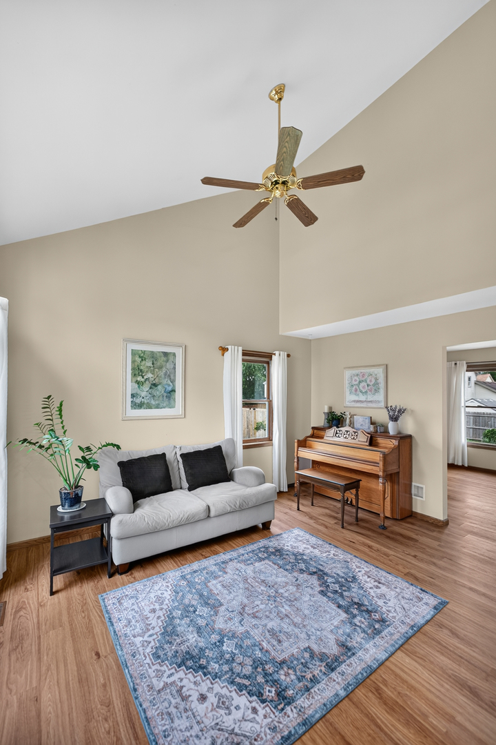 1621 Fox Field Drive Property Photo 6