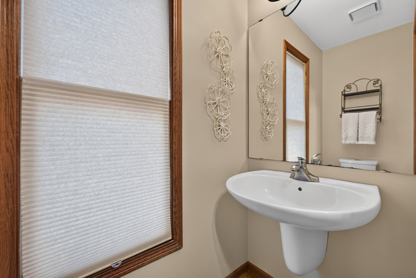 1621 Fox Field Drive Property Photo 14