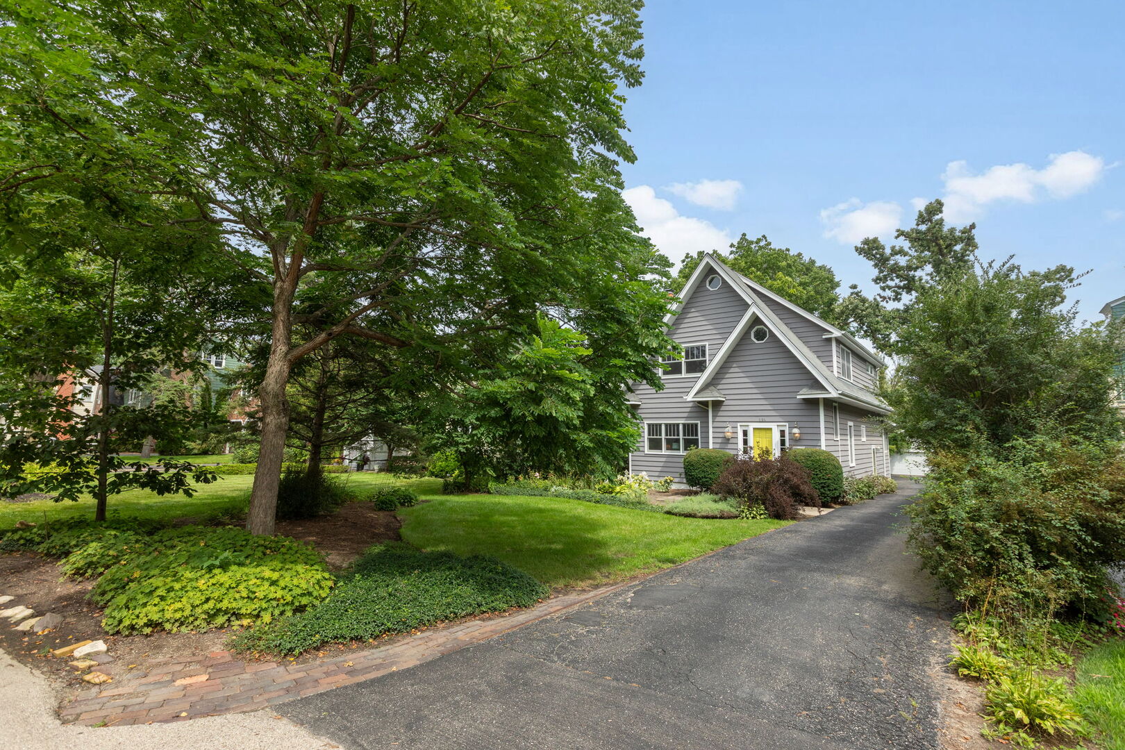 139 Washington Circle Property Photo 2