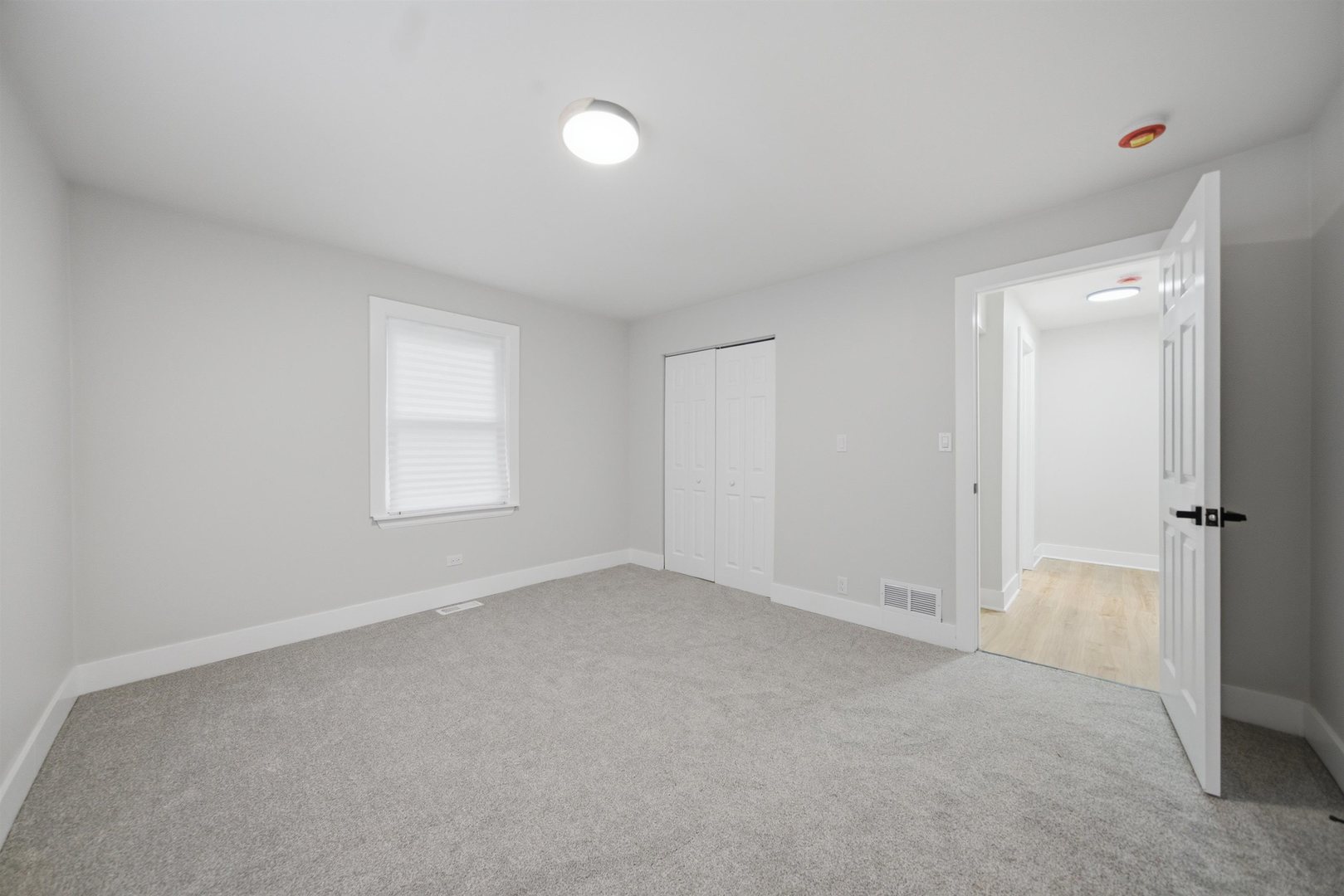 9839 Meade Avenue Property Photo 10