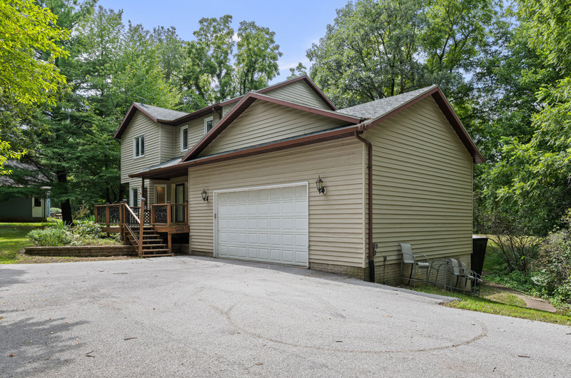 8100 47th Street Property Photo 3