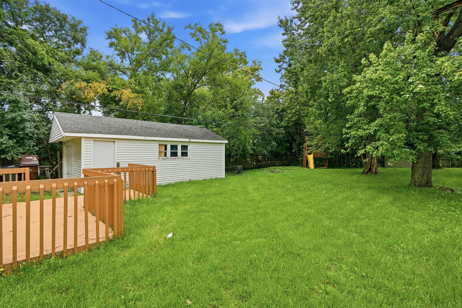 136 Well Street Property Photo 17