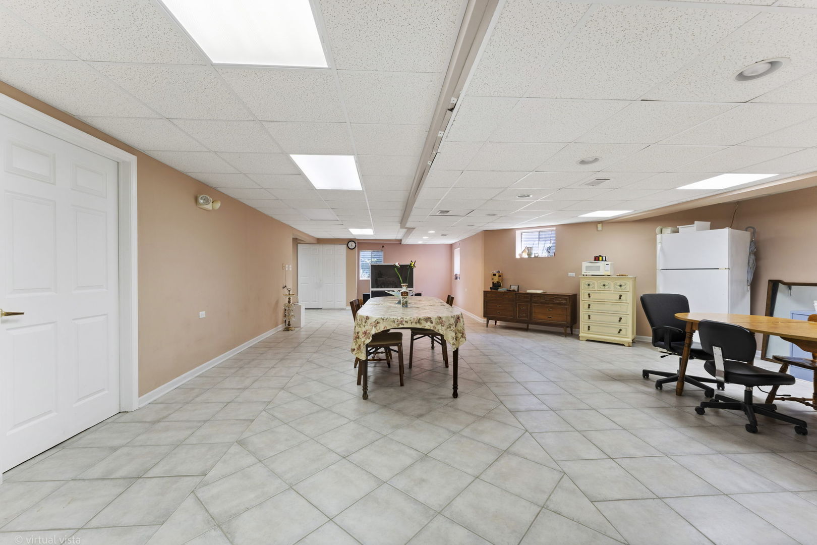 417 E Noyes Street Property Photo 25