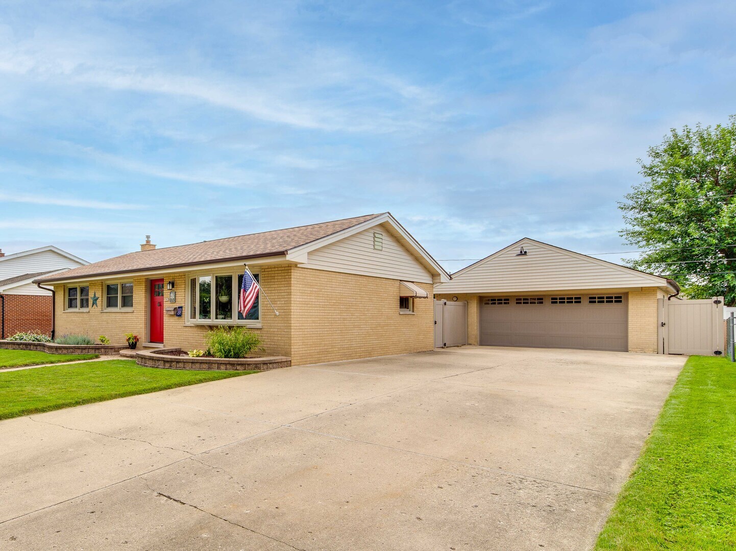 574 George Street Property Photo 2