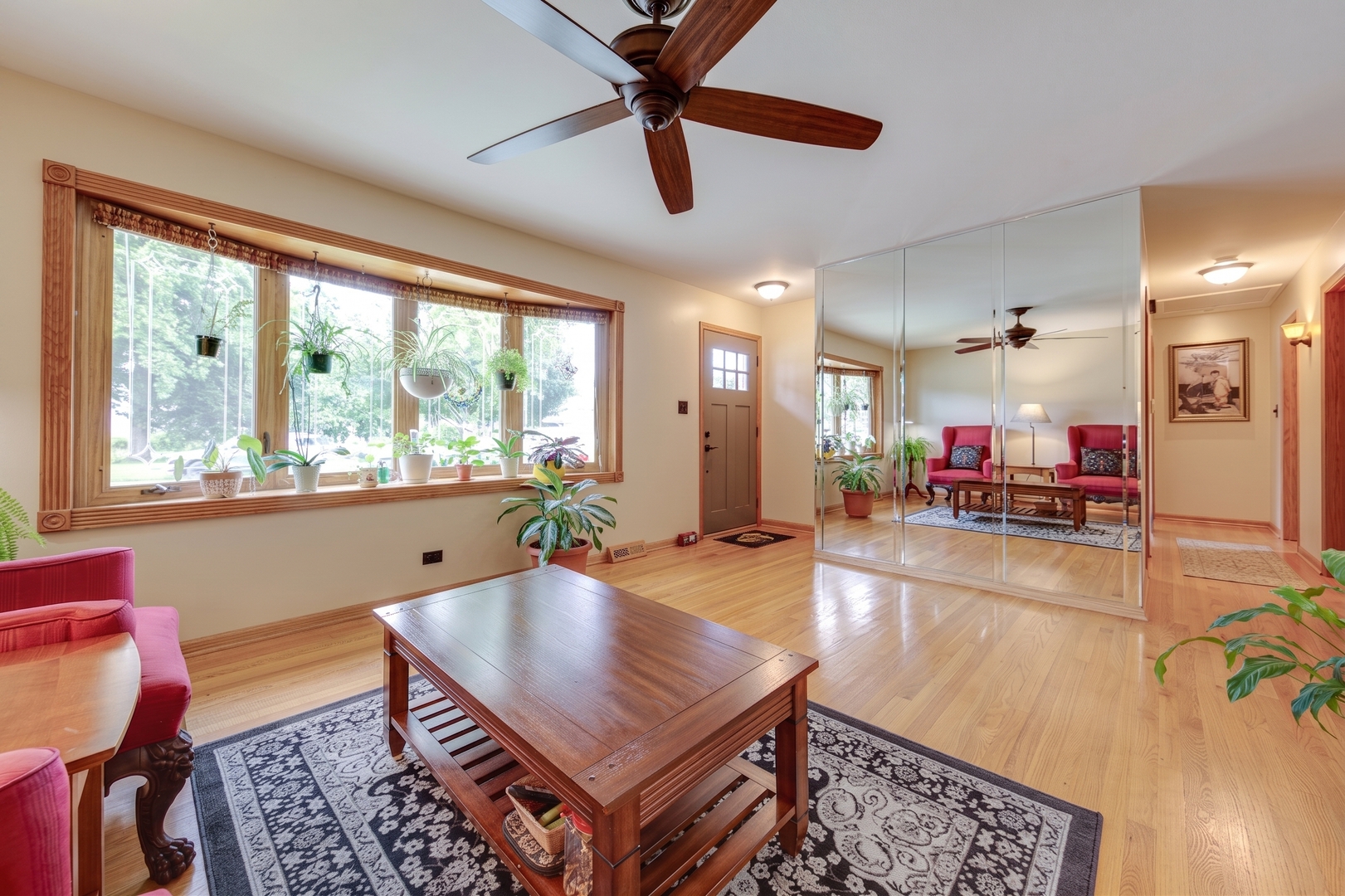 574 George Street Property Photo 4