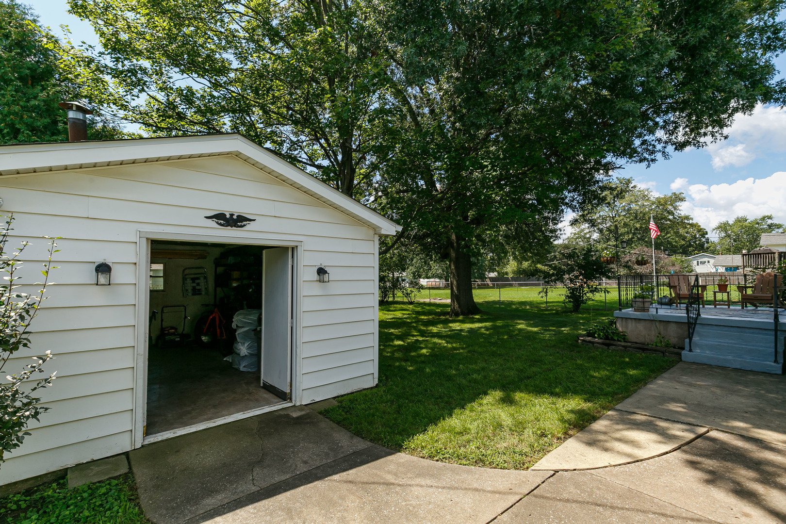 2115 W 38th Place Property Photo 35