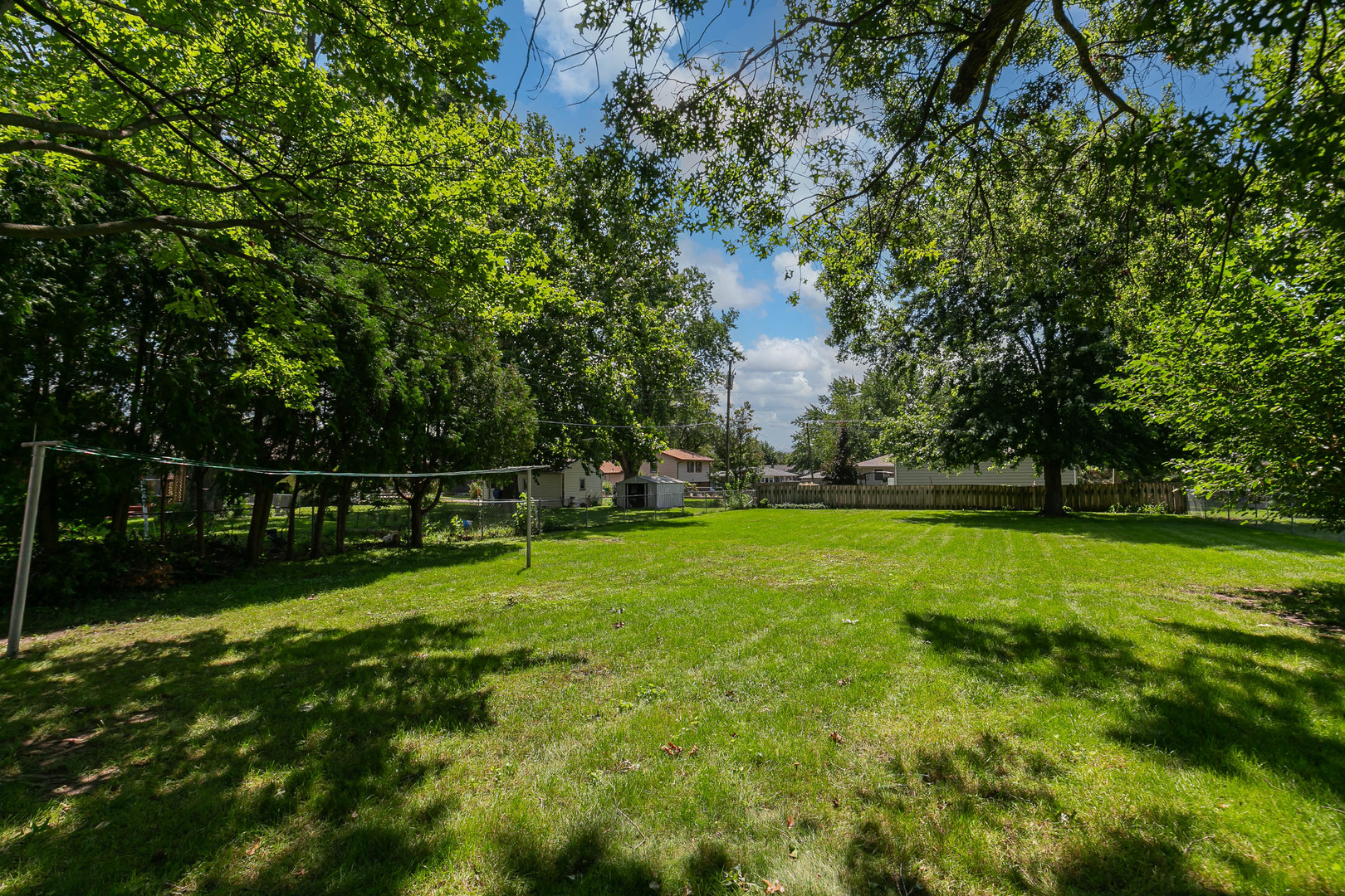 2115 W 38th Place Property Photo 40