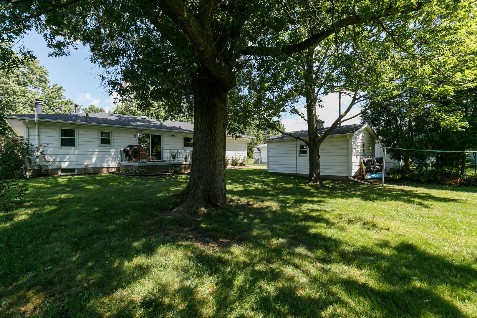 2115 W 38th Place Property Photo 42