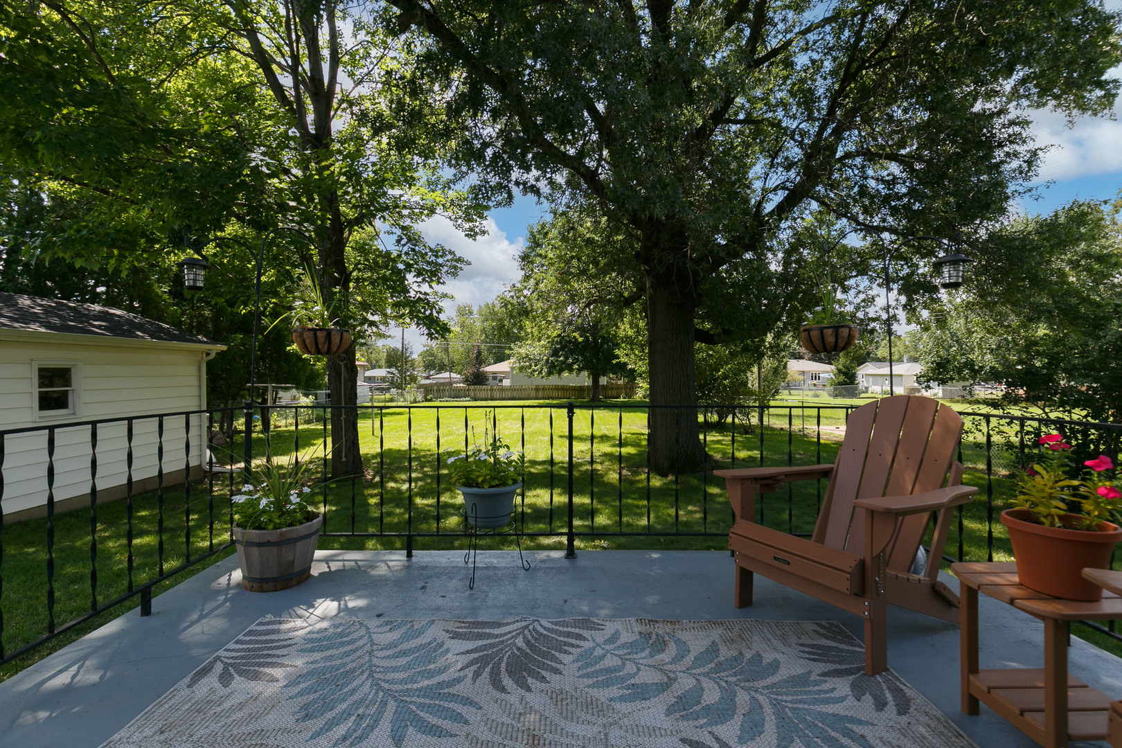 2115 W 38th Place Property Photo 44