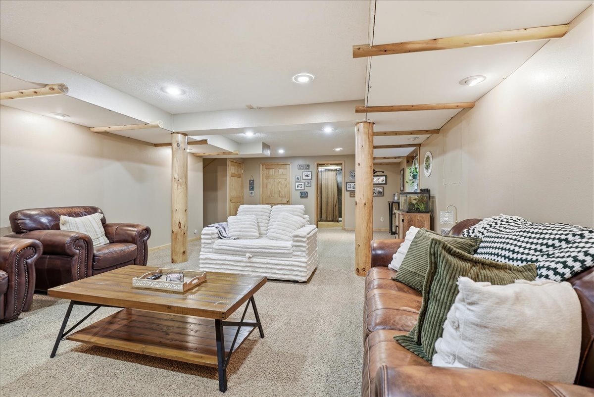 2105 Berrywood Lane Property Photo 43