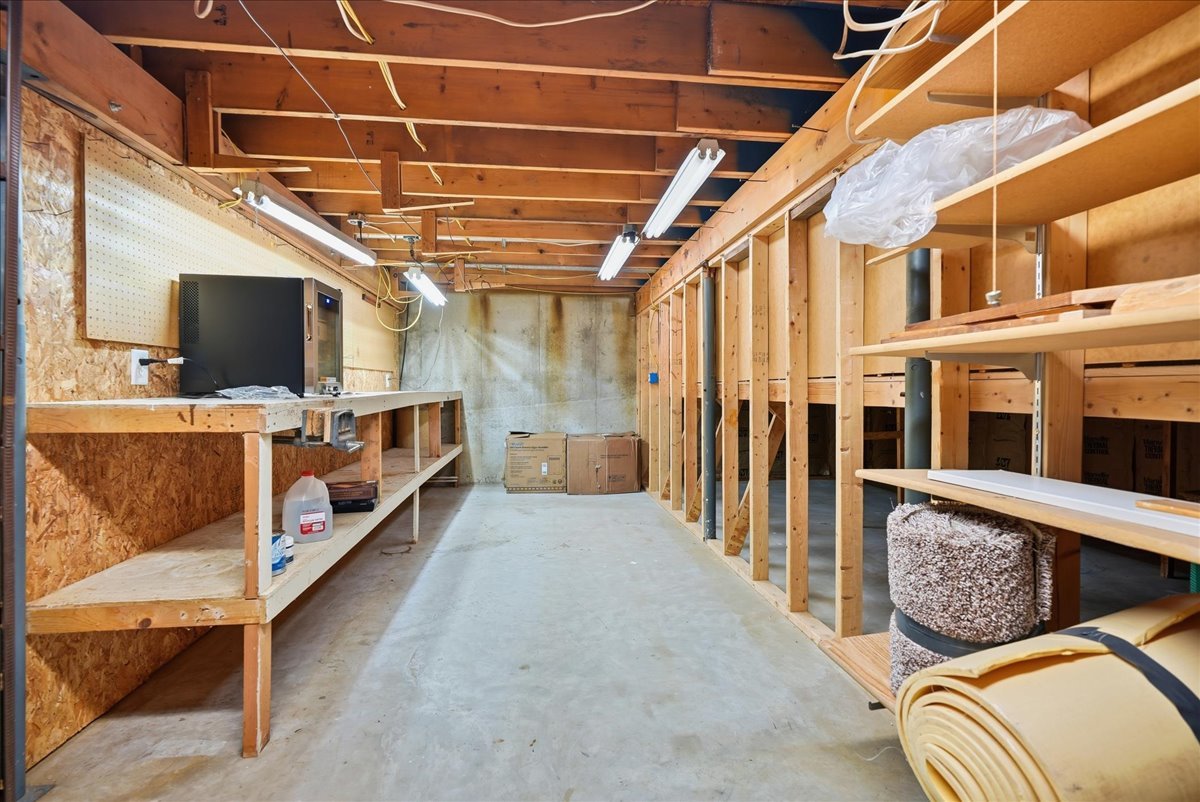 2105 Berrywood Lane Property Photo 45