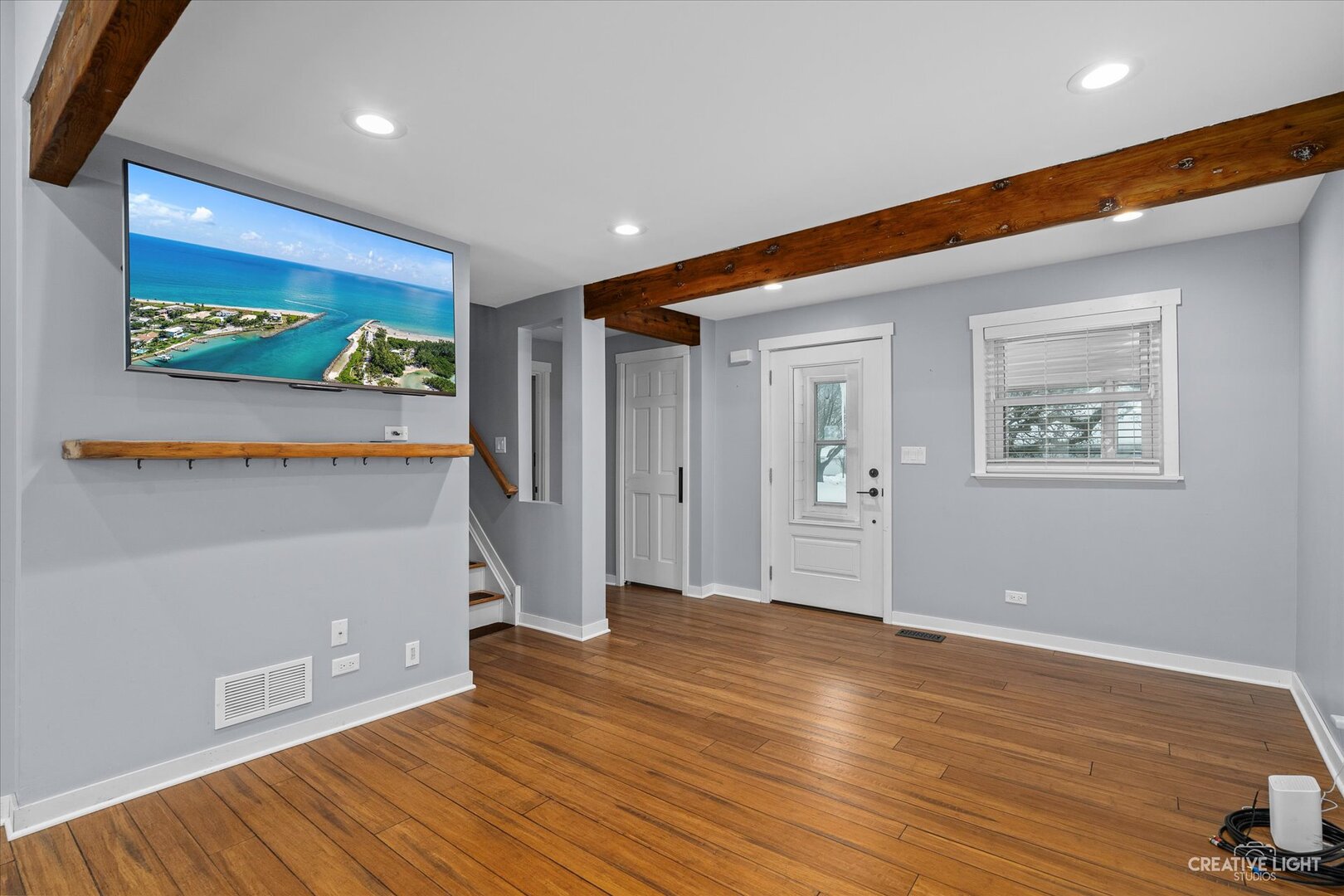 628 Illinois Street Property Photo 4