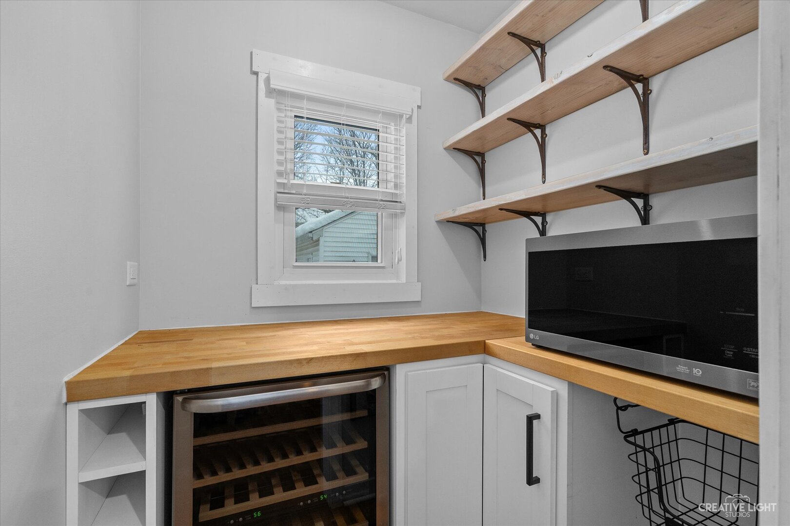 628 Illinois Street Property Photo 8