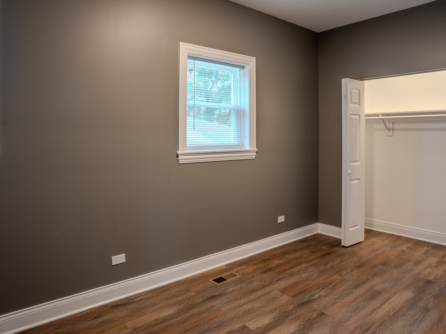 7119 40th Street Property Photo 16