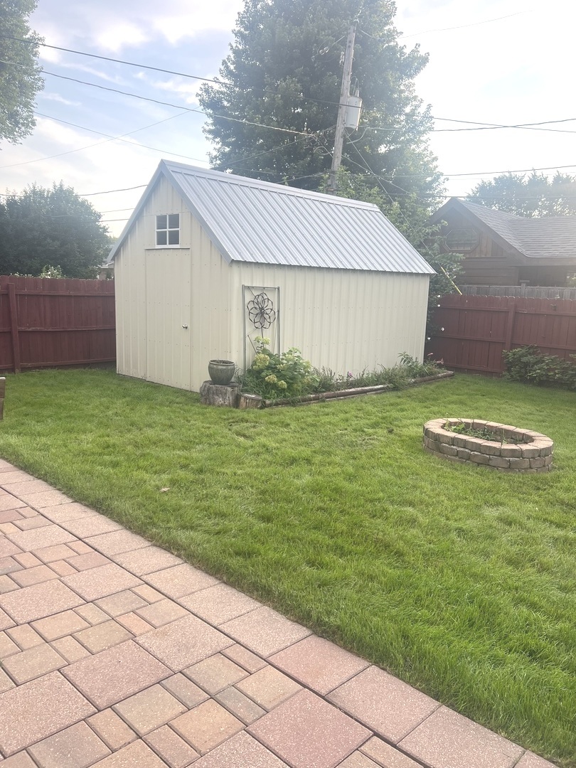 10257 S 82nd Court Property Photo 25