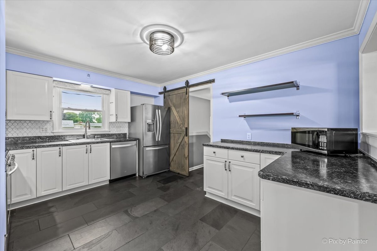 326 Farview Drive Property Photo 13